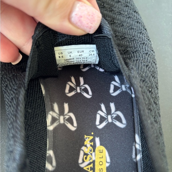 Brand new U.S. Polo Assn. Black Slip-On Shoes Women’s size 8.5 - Picture 4 of 7